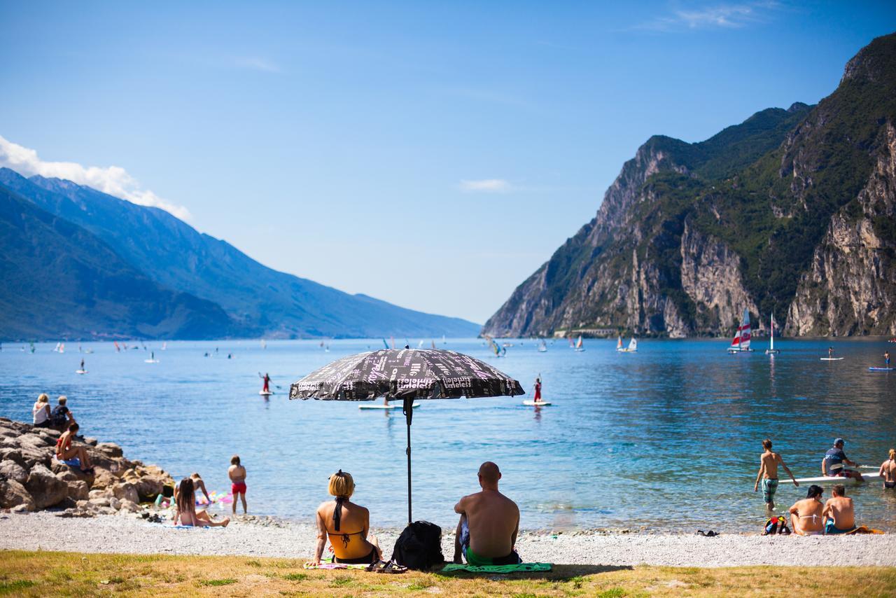 Hotel Kristal Palace - TonelliHotels Riva del Garda Esterno foto