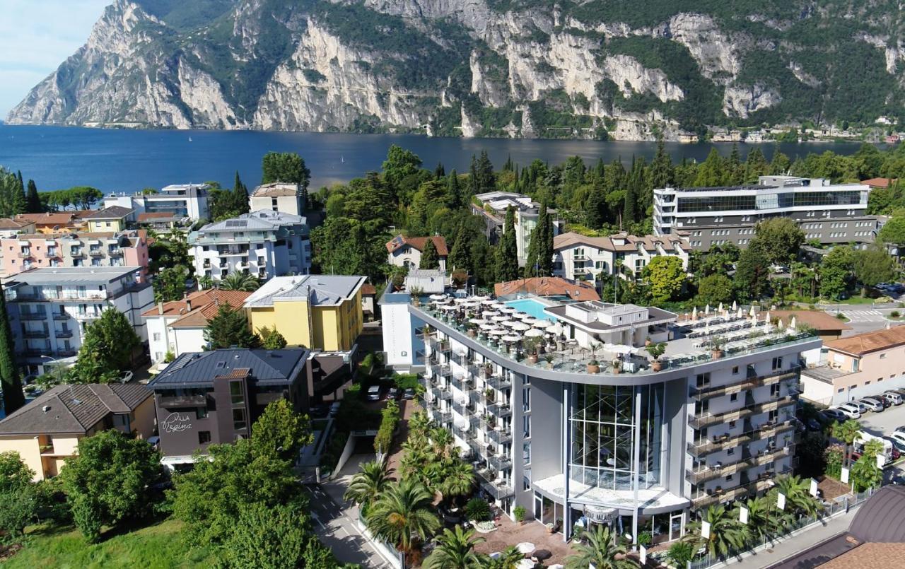 Hotel Kristal Palace - TonelliHotels Riva del Garda Esterno foto