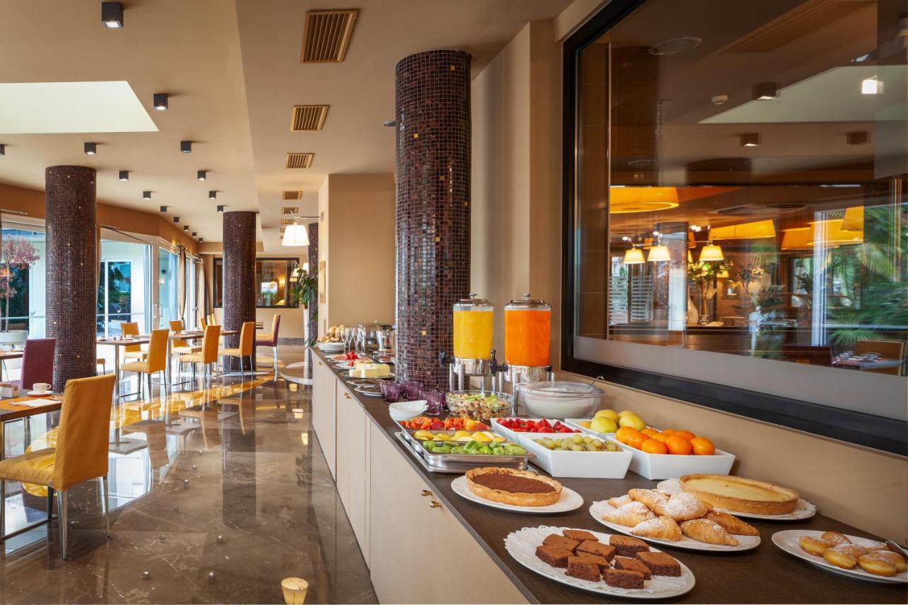 Hotel Kristal Palace - TonelliHotels Riva del Garda Esterno foto