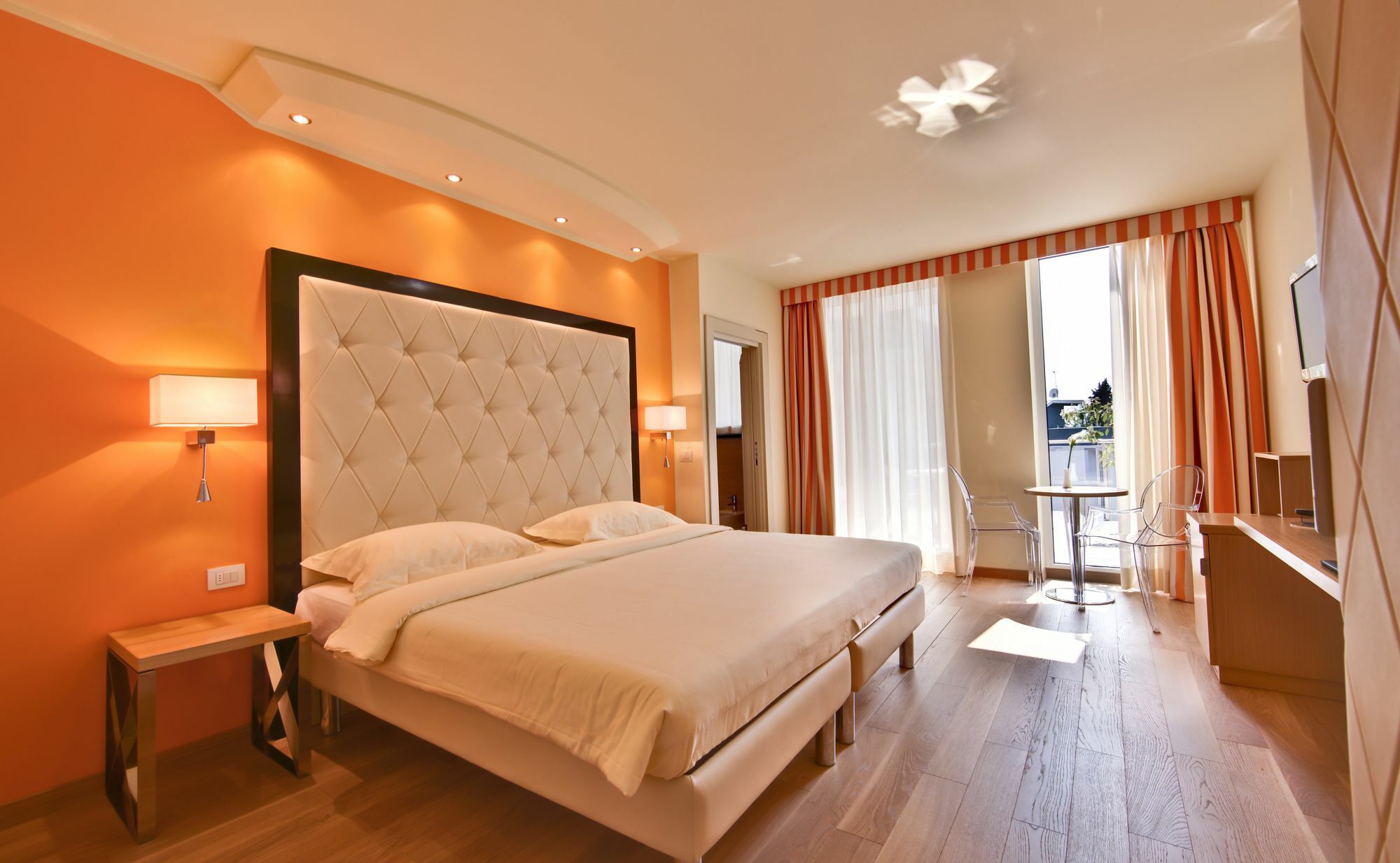 Hotel Kristal Palace - TonelliHotels Riva del Garda Esterno foto